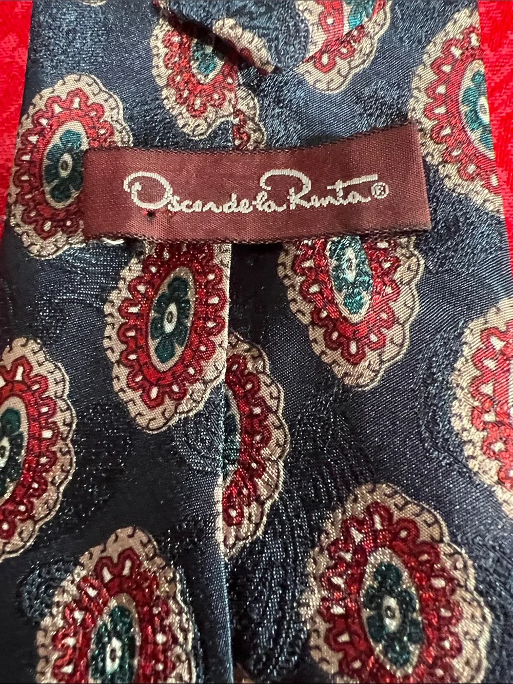 Oscar de la Renta Men’s Navy Red Teal Medallion Tie 55